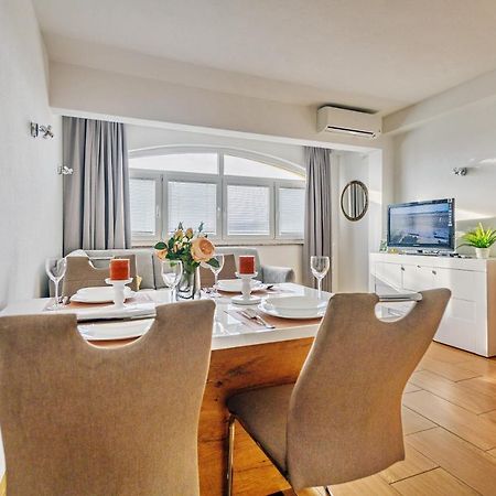 Comfort Apartments In Peaceful Area Zadar - With Garden Bagian luar foto