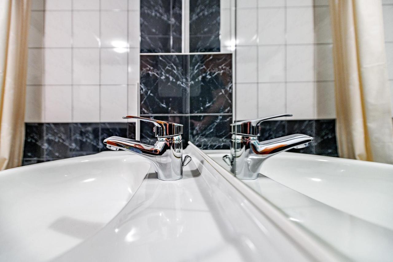 Comfort Apartments In Peaceful Area Zadar - With Garden Bagian luar foto